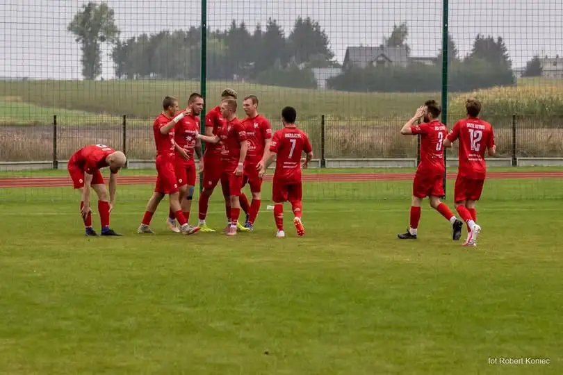A-Klasa i B-Klasa: Piast Złotniki Kujawskie i Sportis Łochowo grają w 5. kolejce