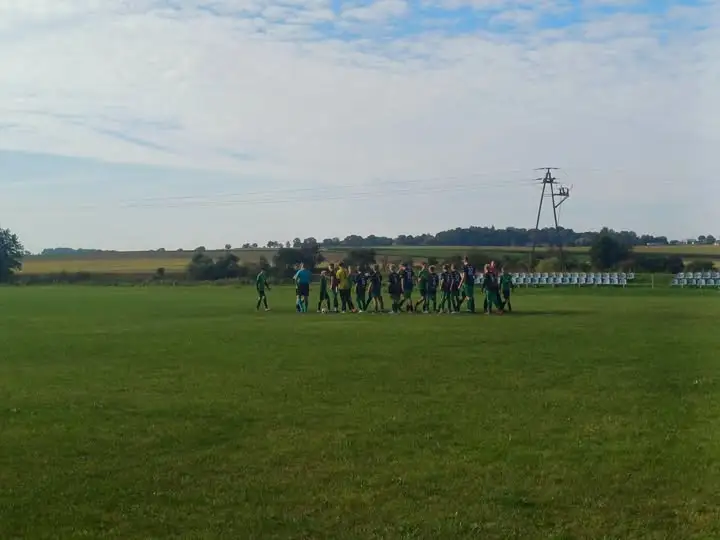 Orzeł Kcynia wygrywa 5:4 z Startem Pruszcz w emocjonującym meczu trampkarzy