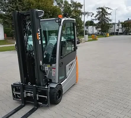 Szkoła w Szubinie wzbogaciła się o nowy wózek widłowy STILL