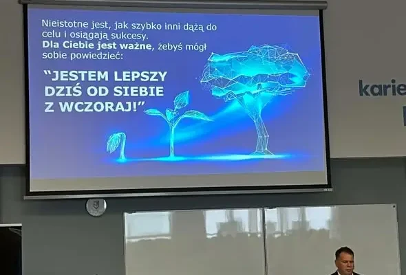 Uczniowie ze Staszica w Nakle nad Notecią na spotkaniu motywacyjnym w Toruniu