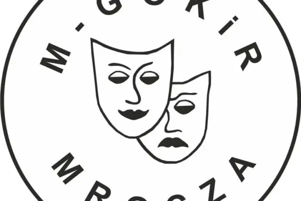 Jesienne warsztaty artystyczne w Witosławiu i Mroczy – dzieci tworzyły ozdoby na drzwi