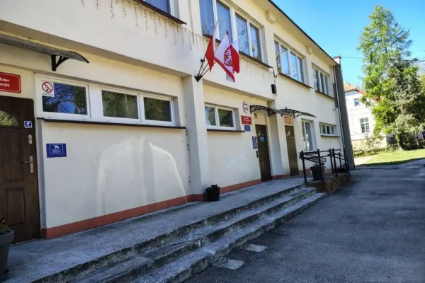 MGOPS w Kcyni ostrzega: zasiłki stałe wypłacone z opóźnieniem