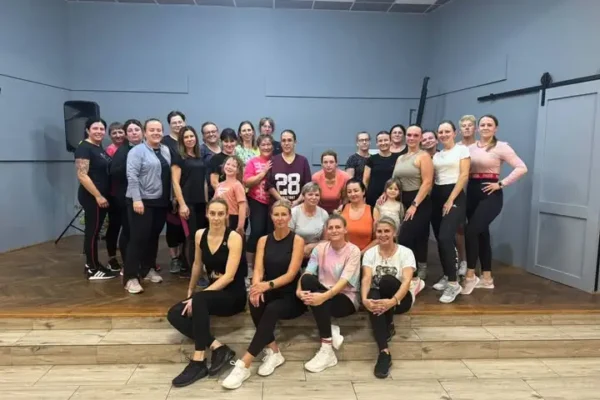 Fitness w Wiejskim Domu Kultury w Ślesinie – pierwsze zajęcia za nami