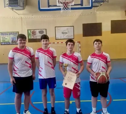 Brązowy medal w Mistrzostwach Powiatu Nakielskiego w koszykówce 3×3 chłopców