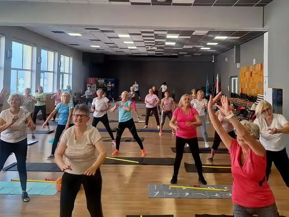 Seniorzy z Nakła nad Notecią rozpoczęli nowy sezon zajęć gimnastycznych