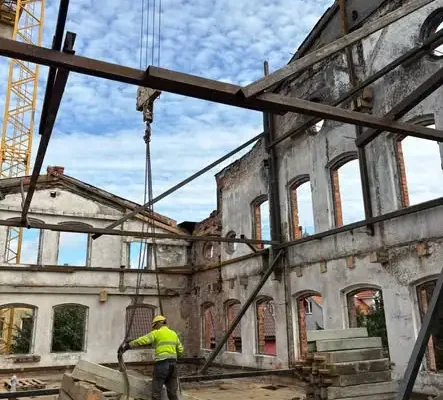 Rewitalizacja młyna w Kcyni nabiera tempa – kolejny etap prac