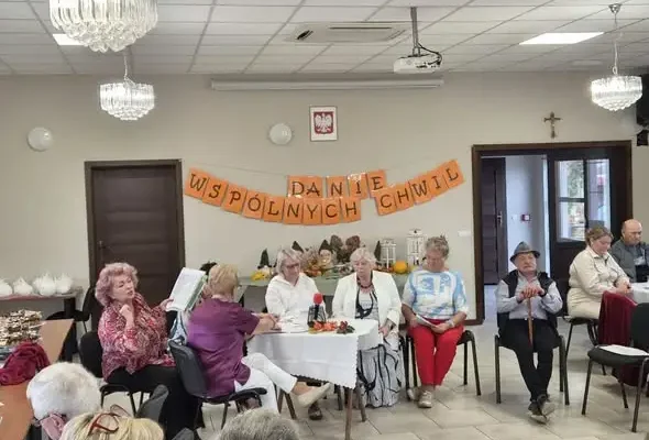 Kabaret „Luzik” wystąpił dla seniorów z Anielin